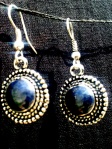 Black marbled centre and silvery metal round